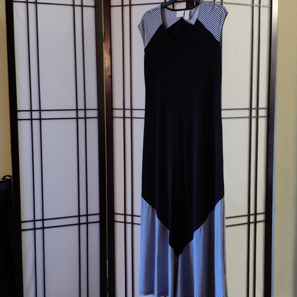 Black and white maxi dress